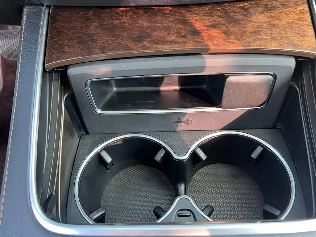 Mercedes-Benz S-Class 2019 — Photo 11/19