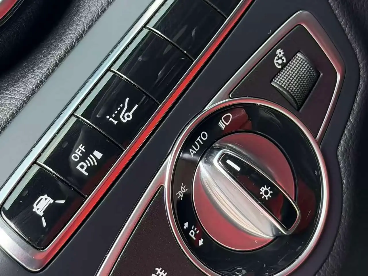 Mercedes-Benz C-Class AMG 2016 — Photo 12/16