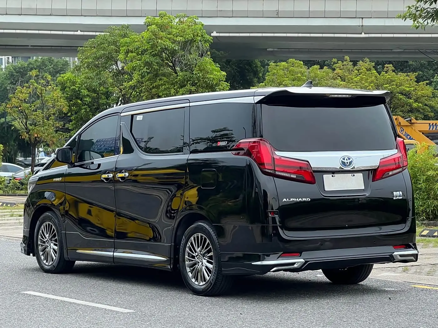Toyota Alphard 2021 — Фото 5/20