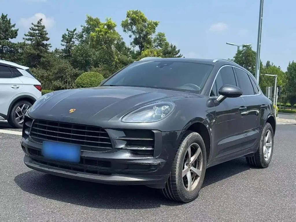 Porsche Macan, 2021