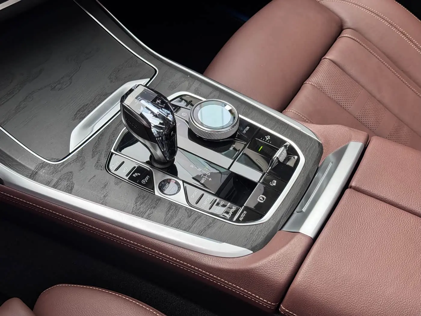 BMW X7 2019 — Фото 14/20