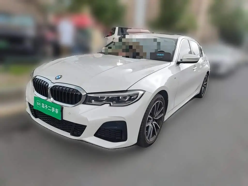 BMW 3 Series, 2022