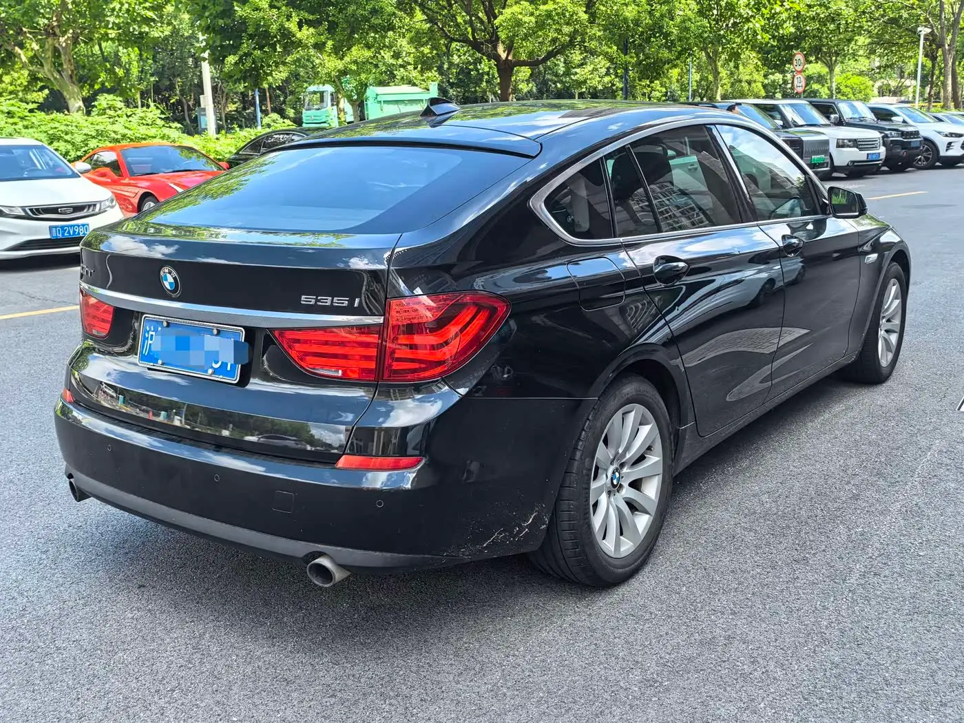 BMW 5 Series GT 2012 — Photo 9/9