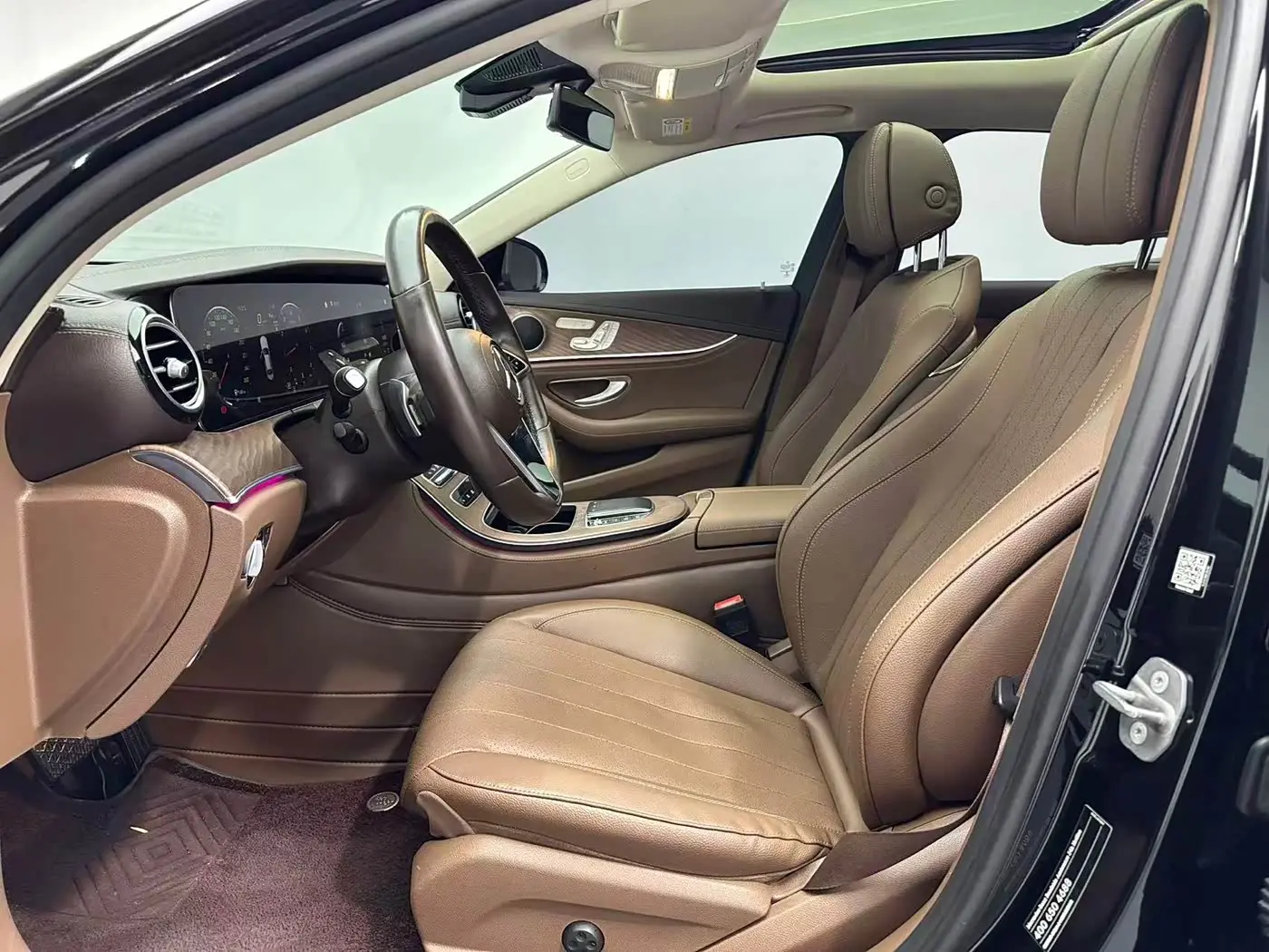 Mercedes-Benz E-Class 2022 — Şəkil 5/9