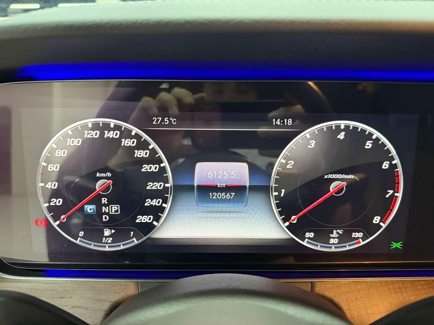Mercedes-Benz E-Class 2020 — Фото 14/18