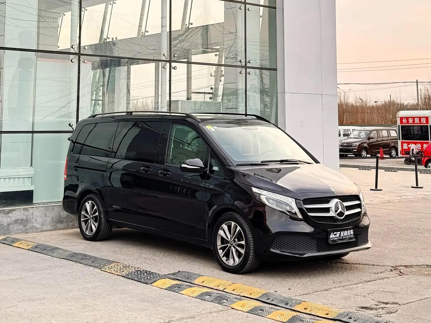 Mercedes-Benz V-Class 2020 — Şəkil 3/18