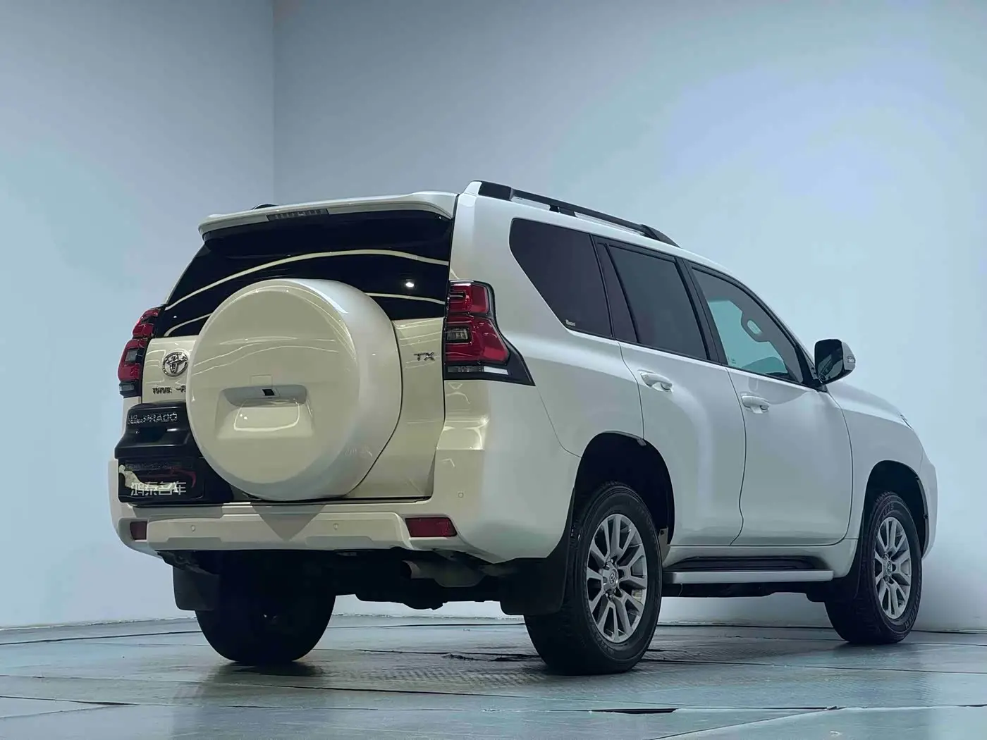 Toyota Prado 2018 — Photo 19/20
