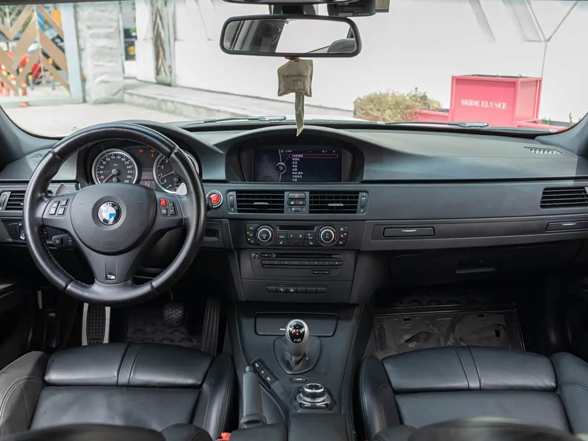 BMW M3 2010 — Photo 10/20