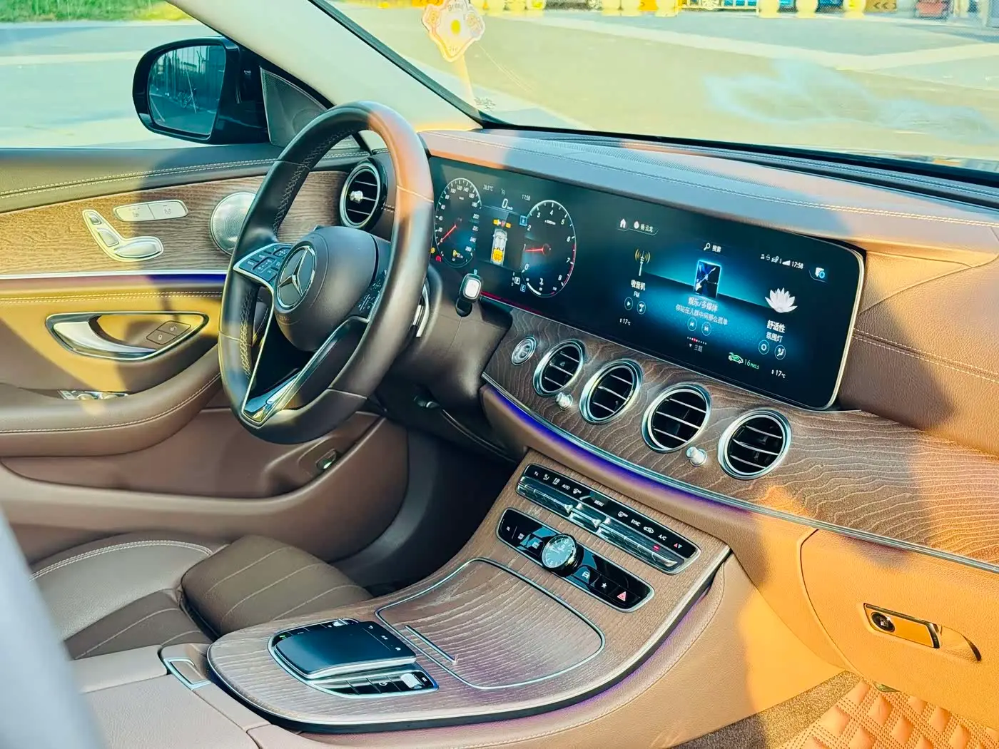 Mercedes-Benz E-Class 2022 — Şəkil 12/13