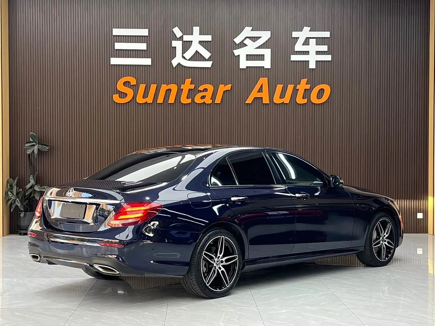 Mercedes-Benz E-Class 2020 — Фото 6/20