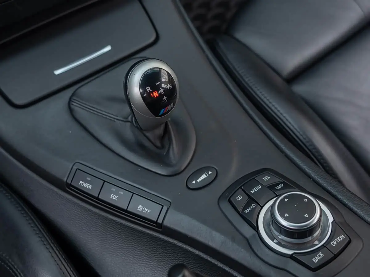 BMW M3 2010 — Photo 14/20