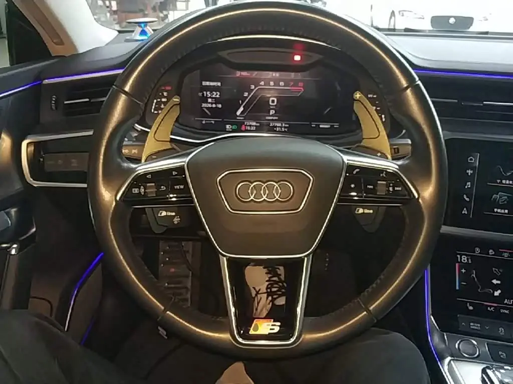 Audi A7 2020 — Фото 11/20