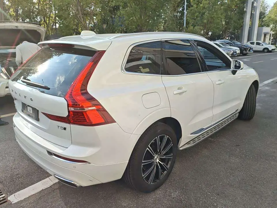 Volvo XC60 2020 — Фото 10/10