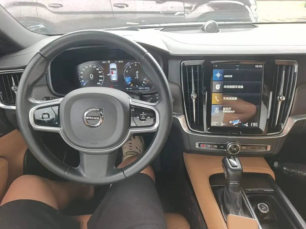 Volvo V90 2020 — Photo 10/20