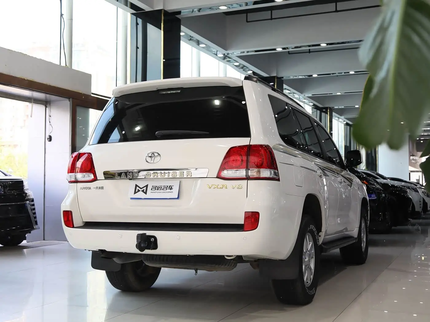 Toyota Land Cruiser 2011 — Photo 15/17