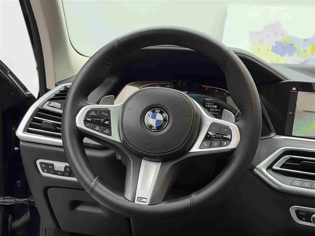 BMW X5 2020 — ფოტო 12/17