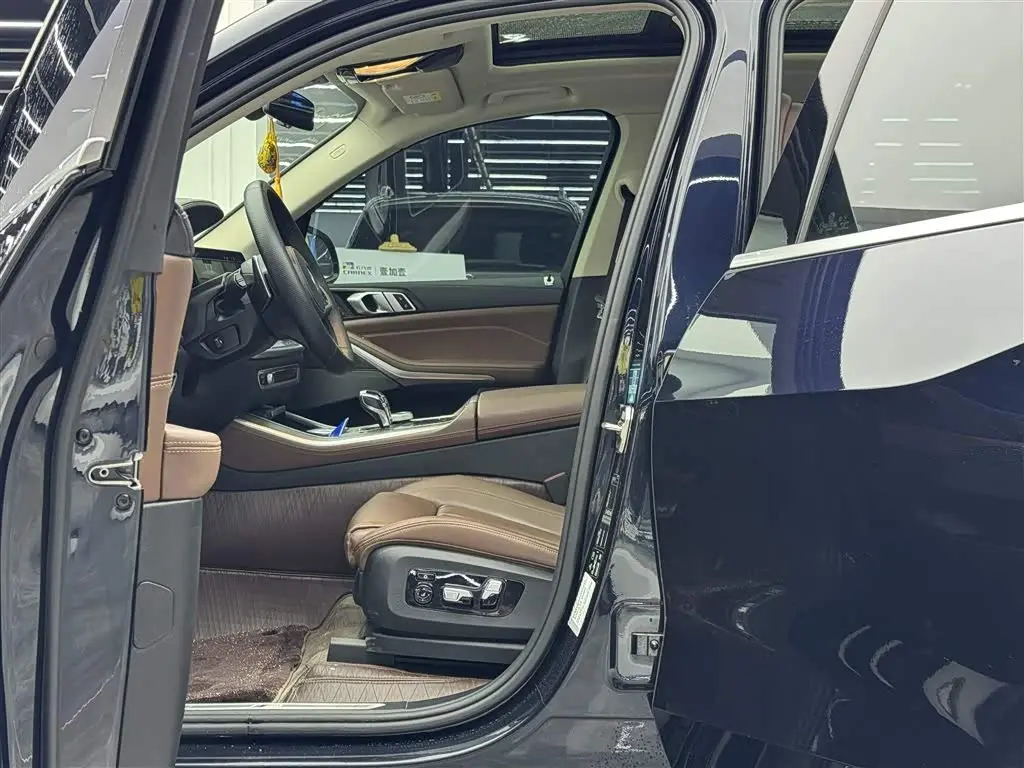 BMW X5 2020 — ფოტო 6/17