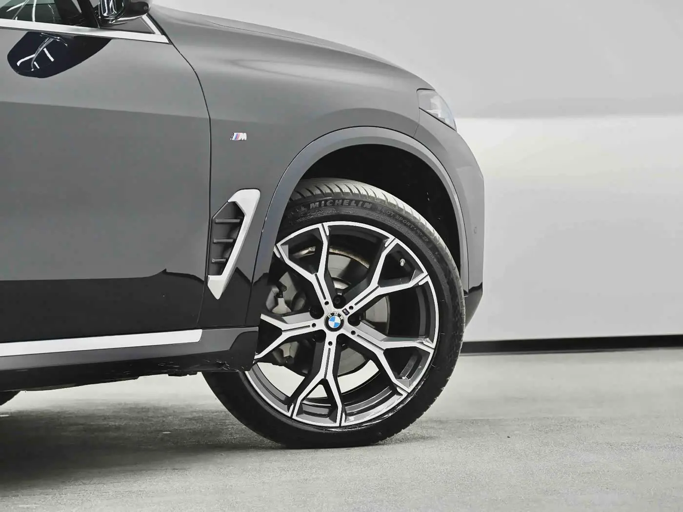 BMW X5 2024 — Photo 19/20