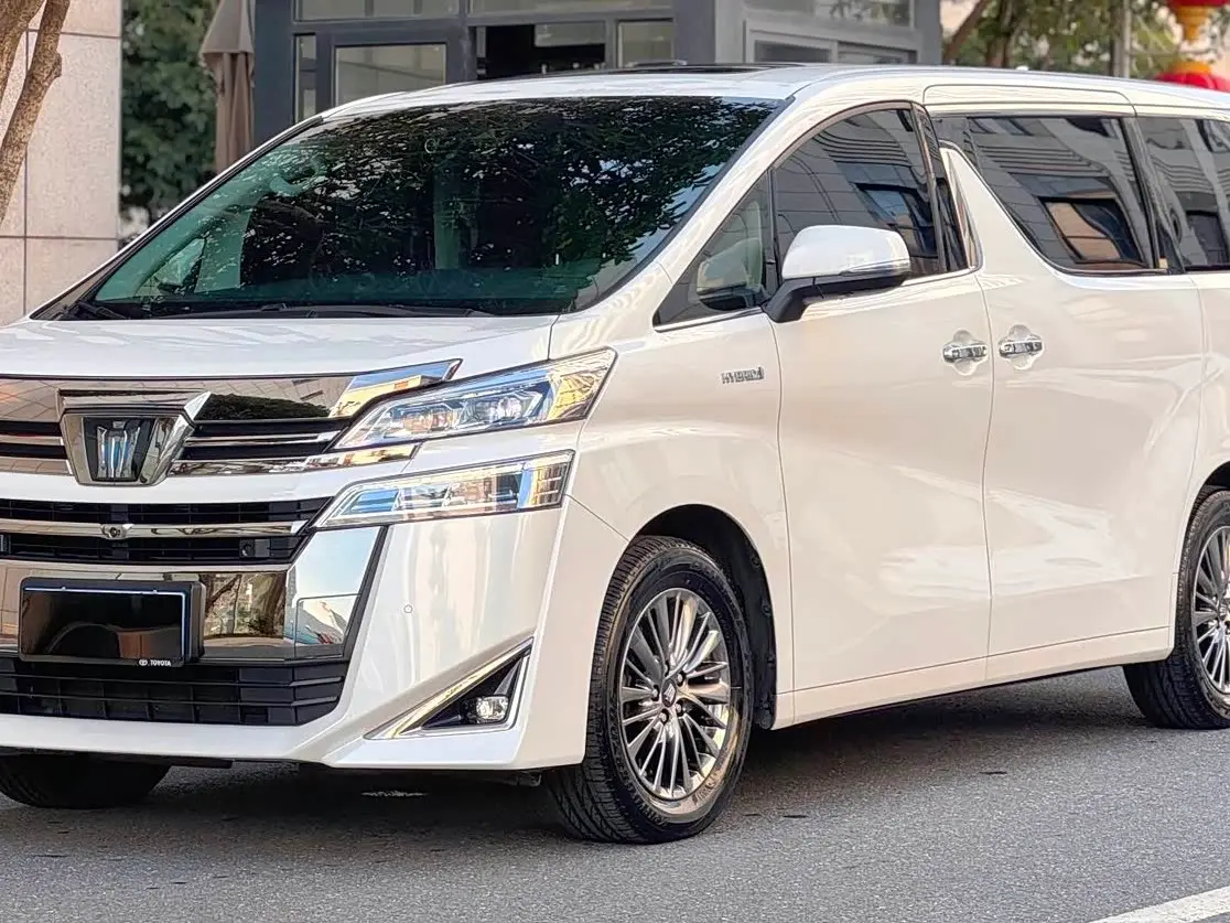 Toyota Vellfire 2021 — Photo 3/12