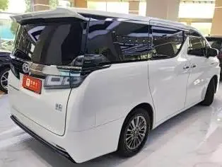 Toyota Vellfire 2021 — Photo 12/12