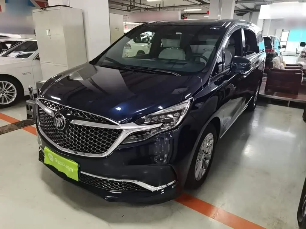 Buick GL8 2021 — Photo 2/20