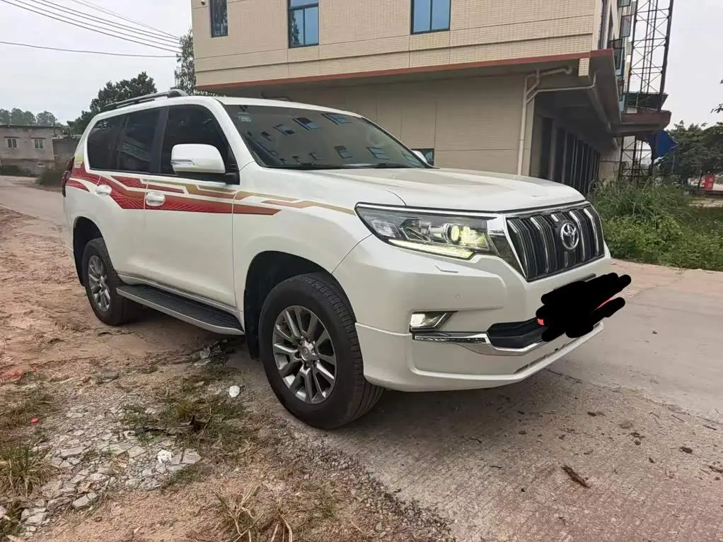 Toyota Prado 2020 — Фото 2/9