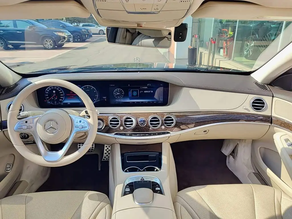 Mercedes-Benz S-Class 2020 — Photo 10/11