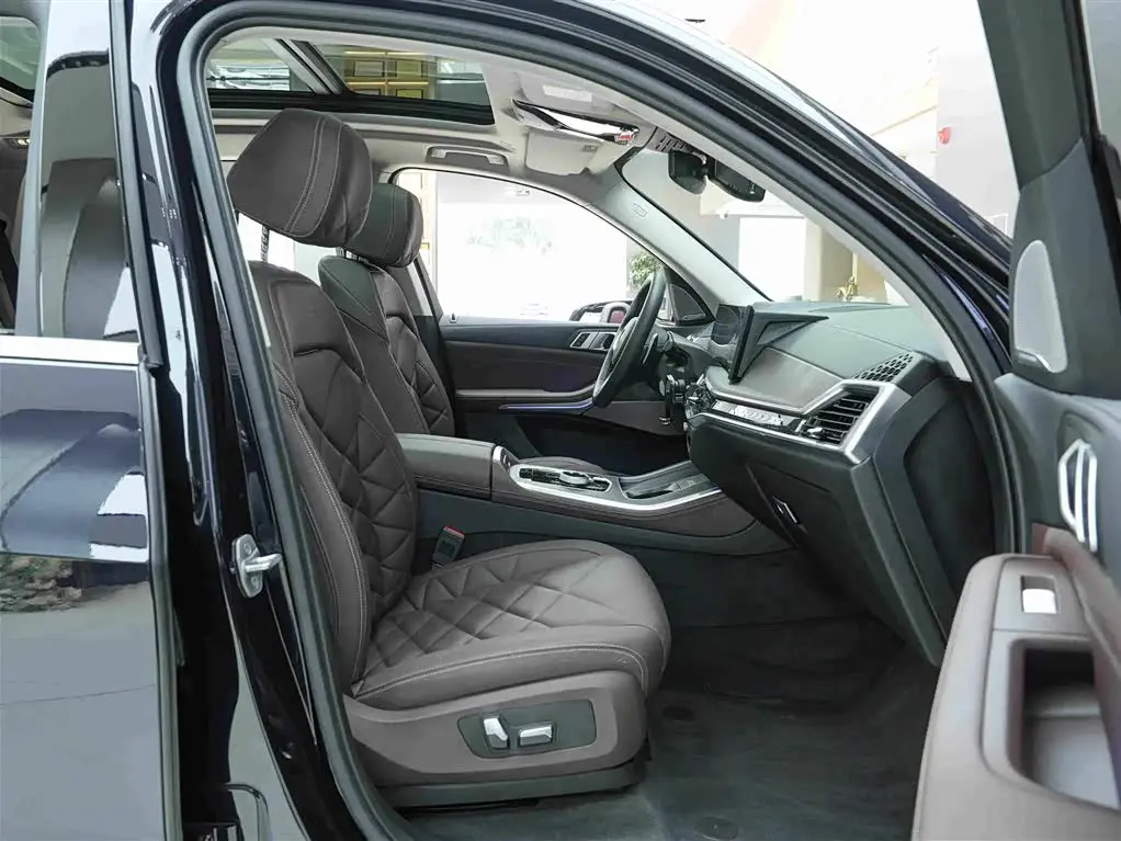 BMW X5 2025 — Photo 12/20