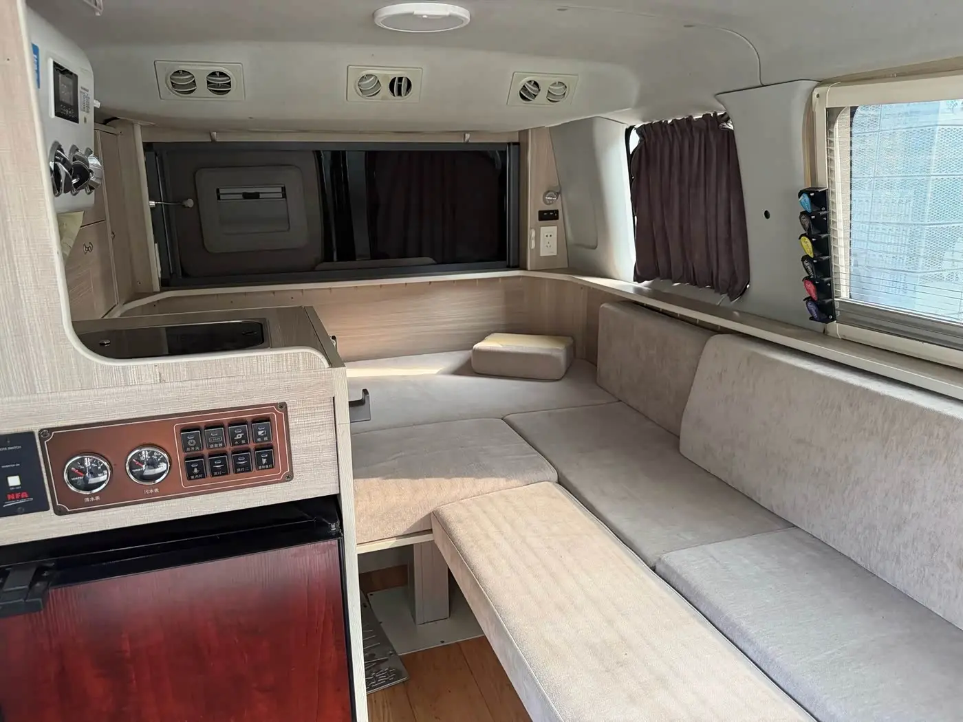 Iveco Daily 2021 — ფოტო 14/17