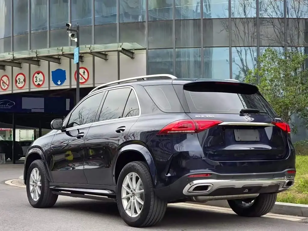 Mercedes-Benz GLE 2019 — Photo 3/9