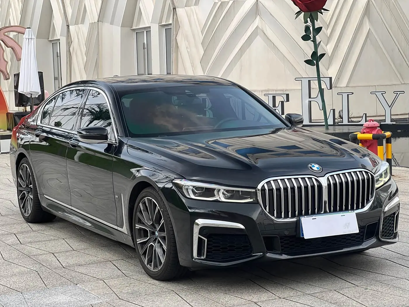BMW 7 Series 2020 — Photo 3/20