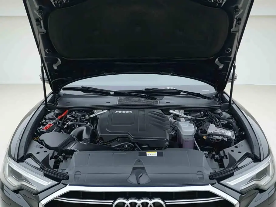 Audi A6L 2023 — Фото 6/19