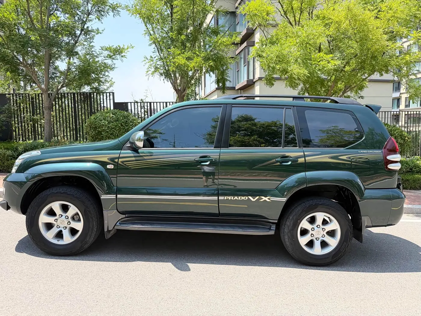 Toyota Prado 2009 — Photo 10/11