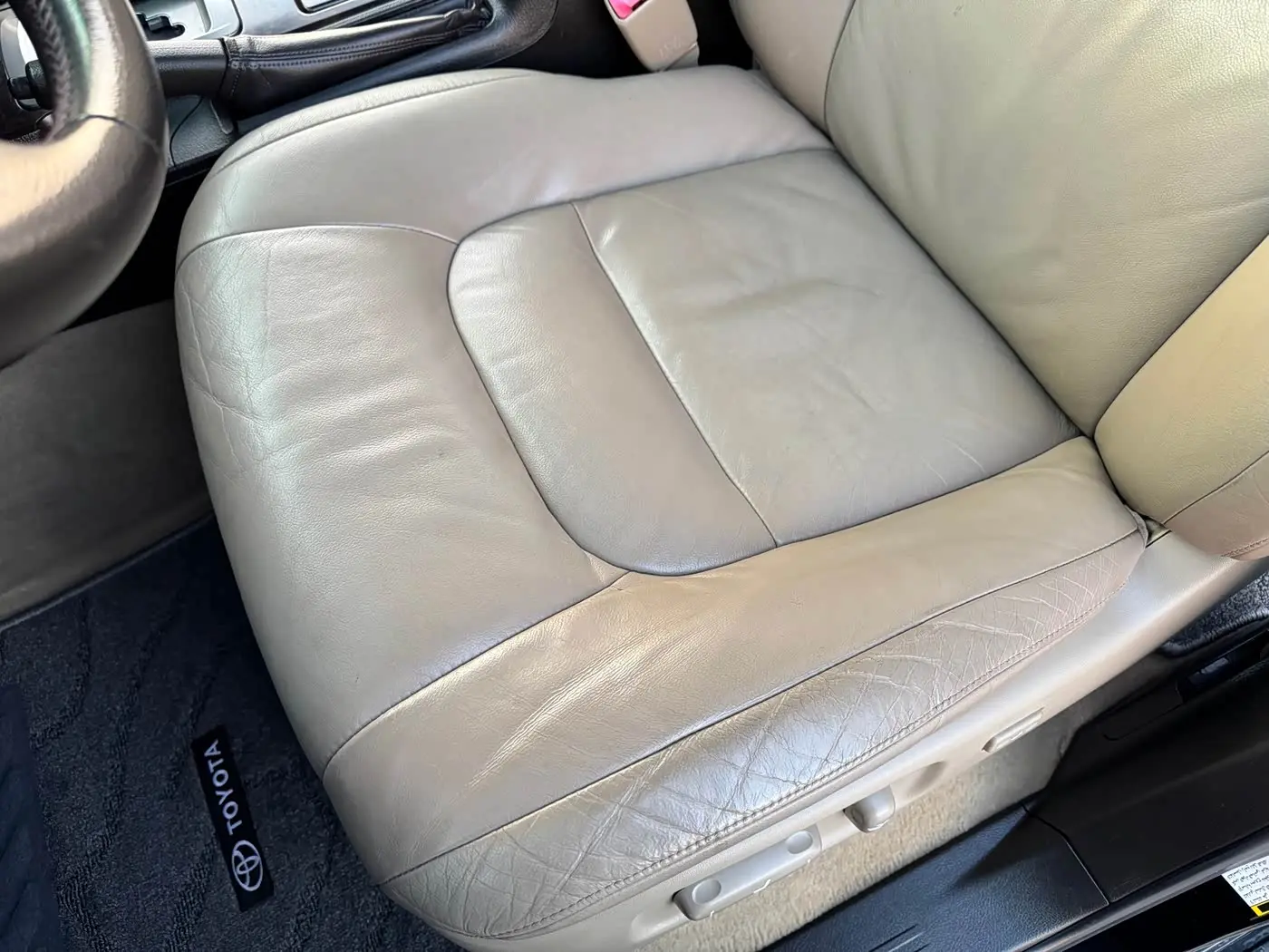 Toyota Land Cruiser 2008 — Photo 11/20