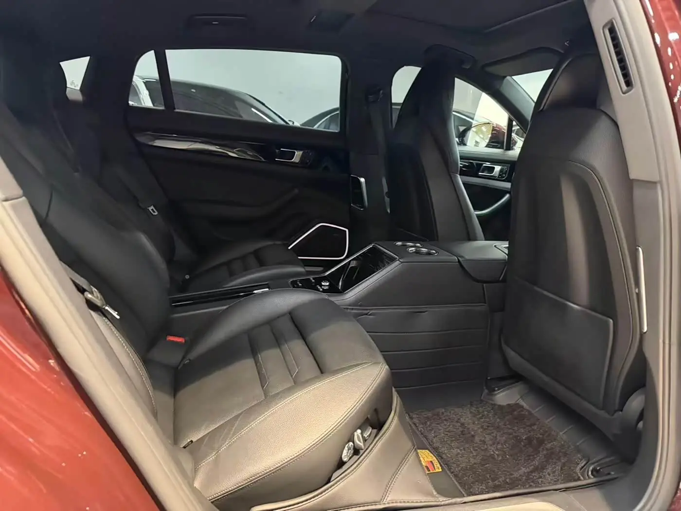 Porsche Panamera 2018 — Photo 7/16