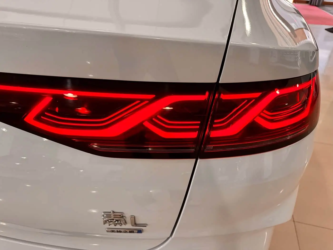 BYD Qin L 2025 — Photo 17/20