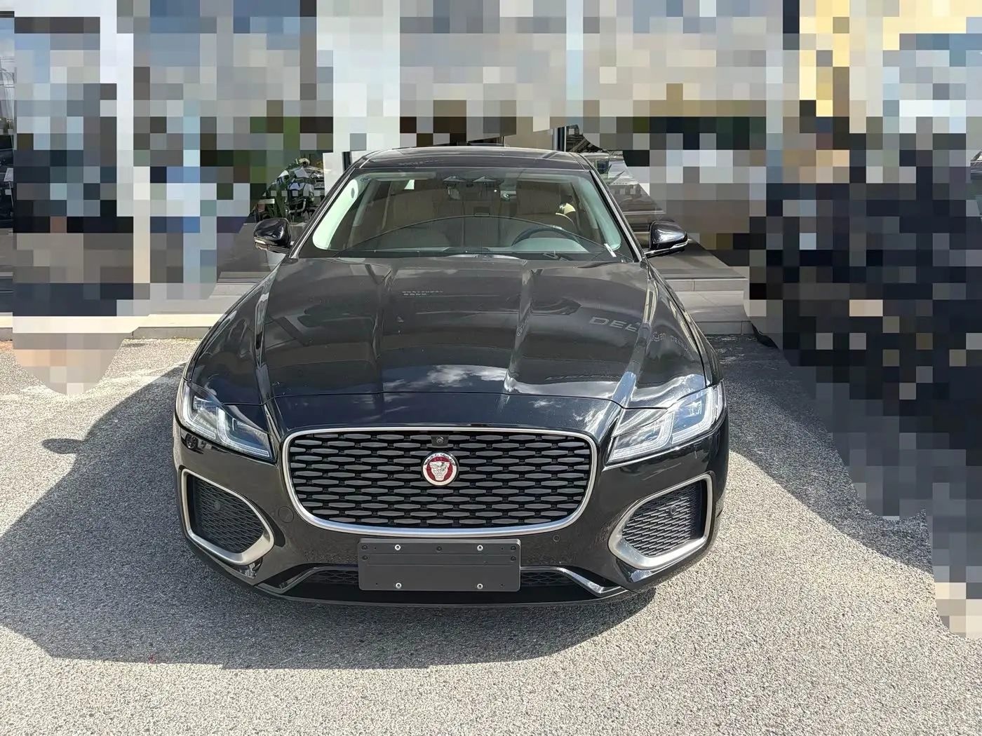 Jaguar XFL 2025 — Photo 2/9