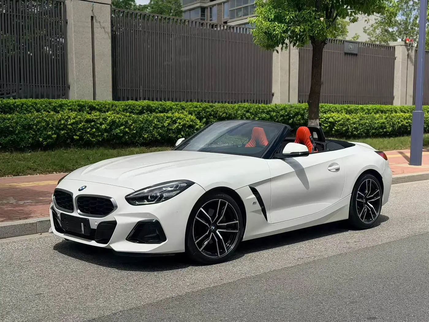 BMW Z4 2023 — Şəkil 1/11