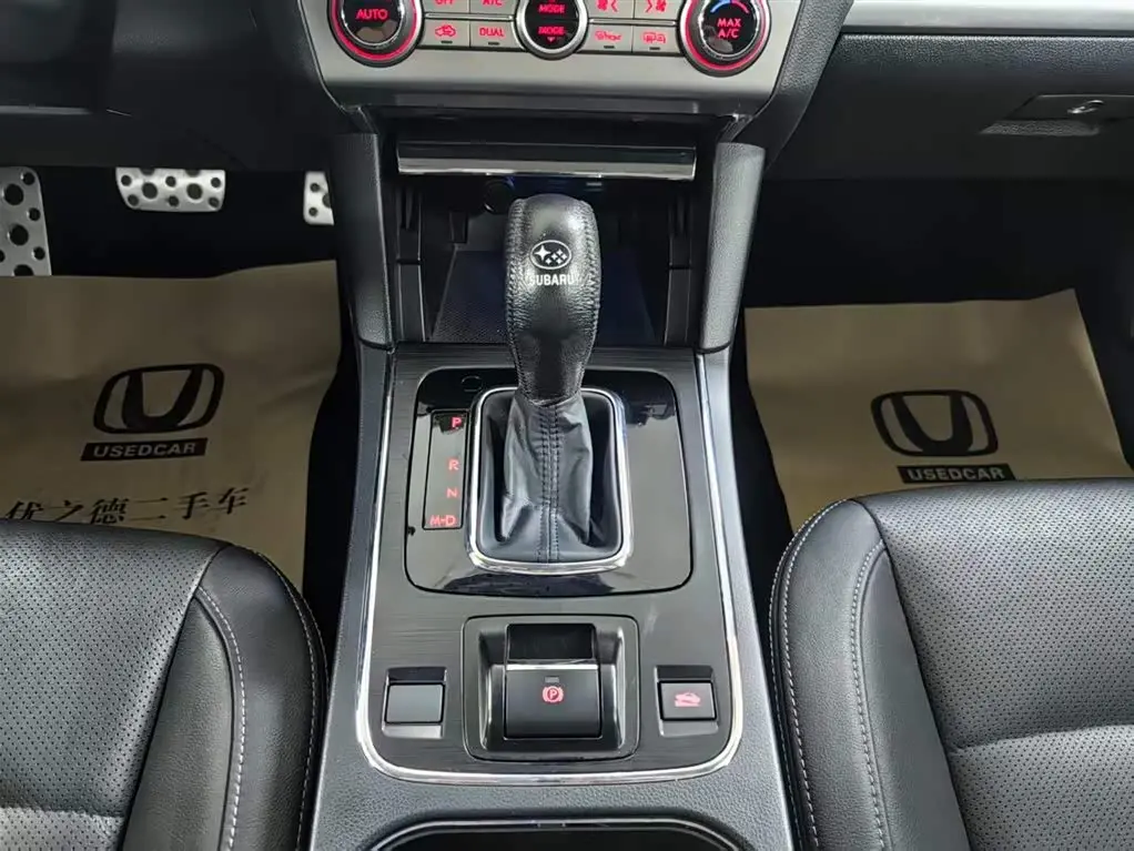 Subaru Legacy 2017 — Photo 16/20