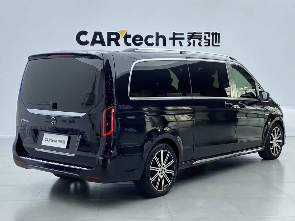 Mercedes-Benz V-Class 2022 — Фото 3/20