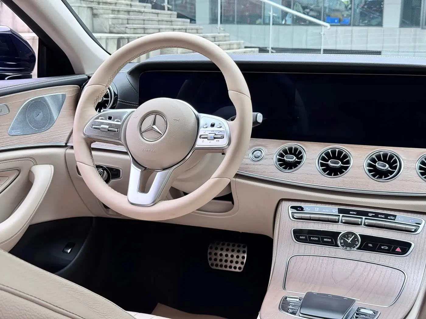 Mercedes-Benz CLS 2019 — Photo 14/15