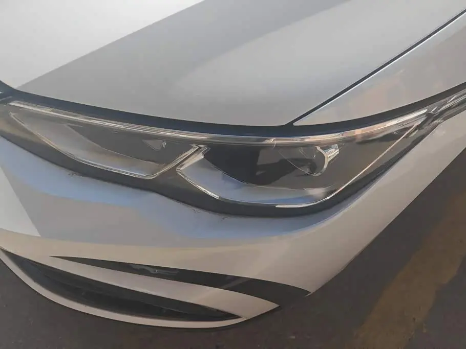 Volkswagen Golf 2023 — Photo 5/16