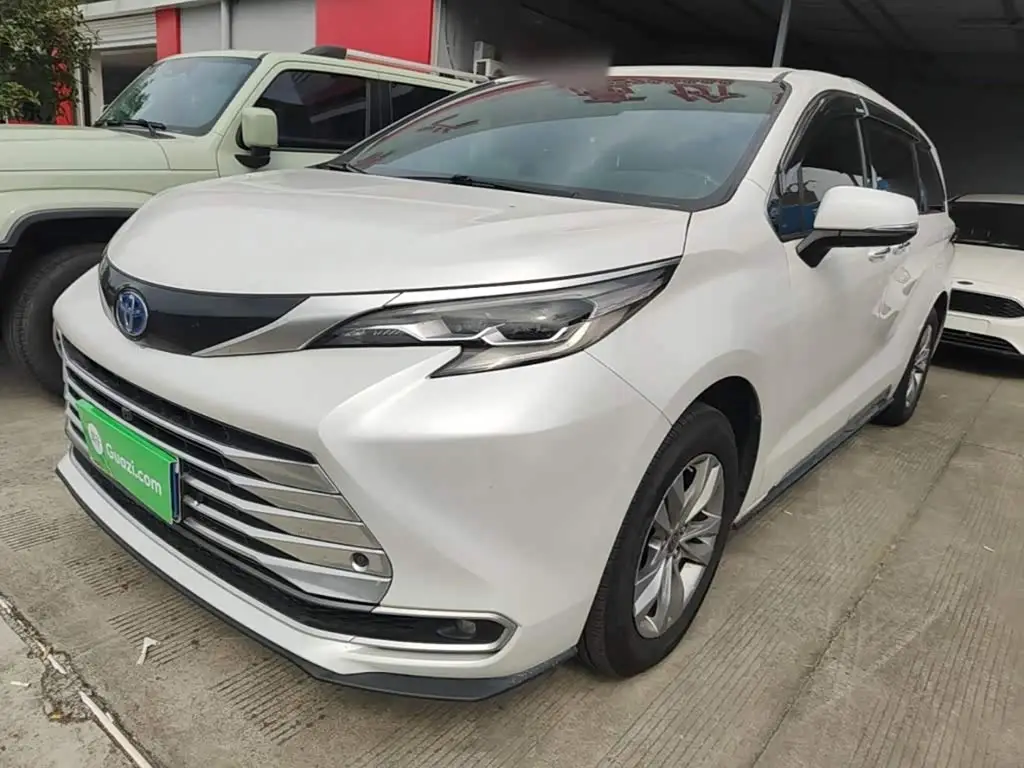 Toyota Sienna, 2022