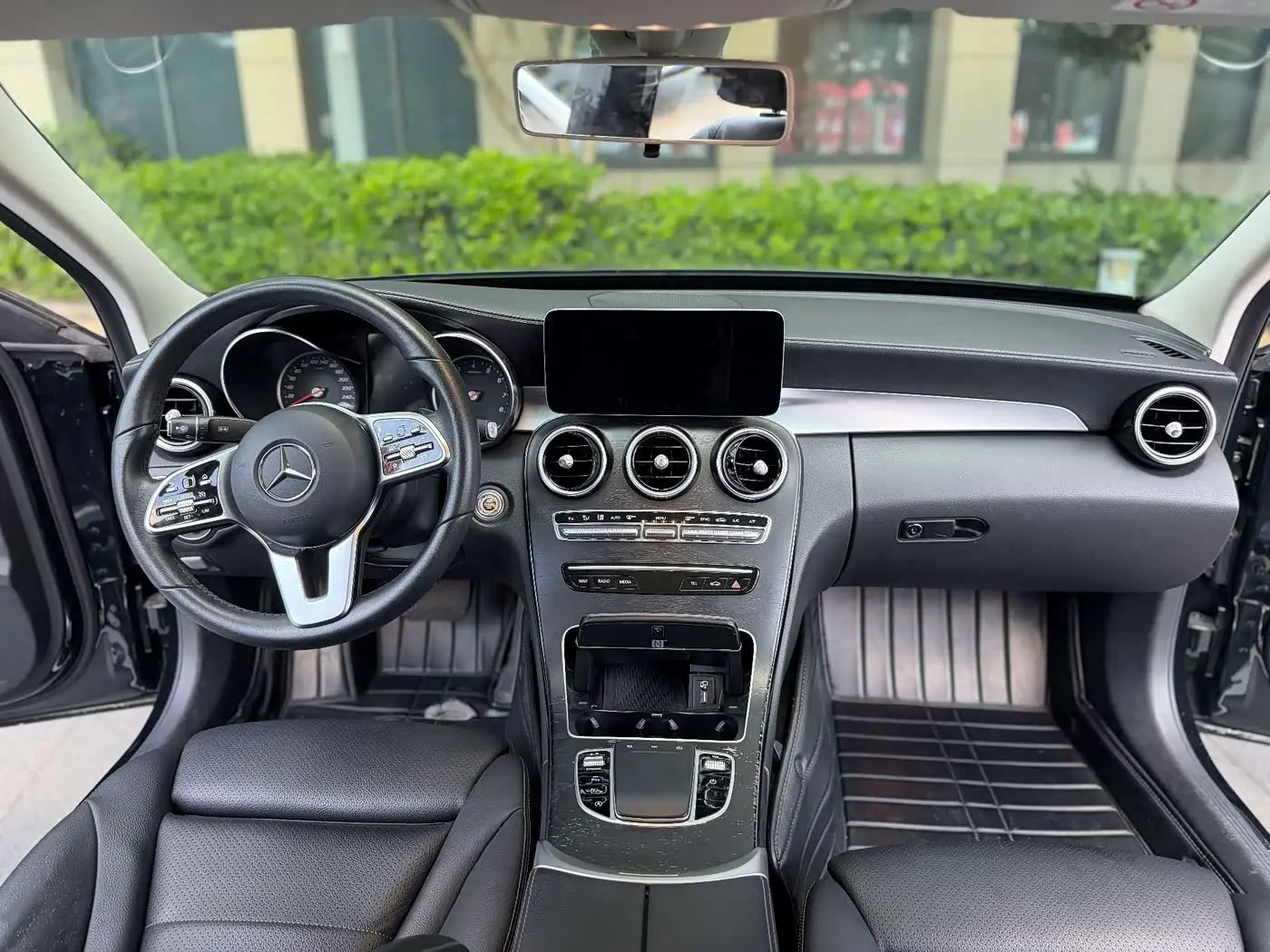 Mercedes-Benz C-Class 2018 — Фото 5/11