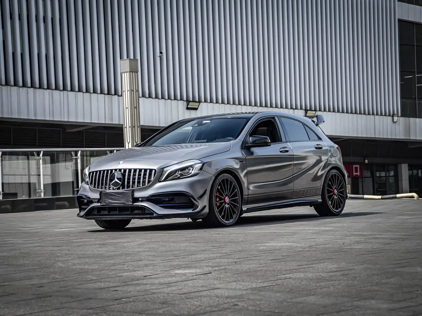 Mercedes-Benz A-Class AMG 2017 — ფოტო 1/20