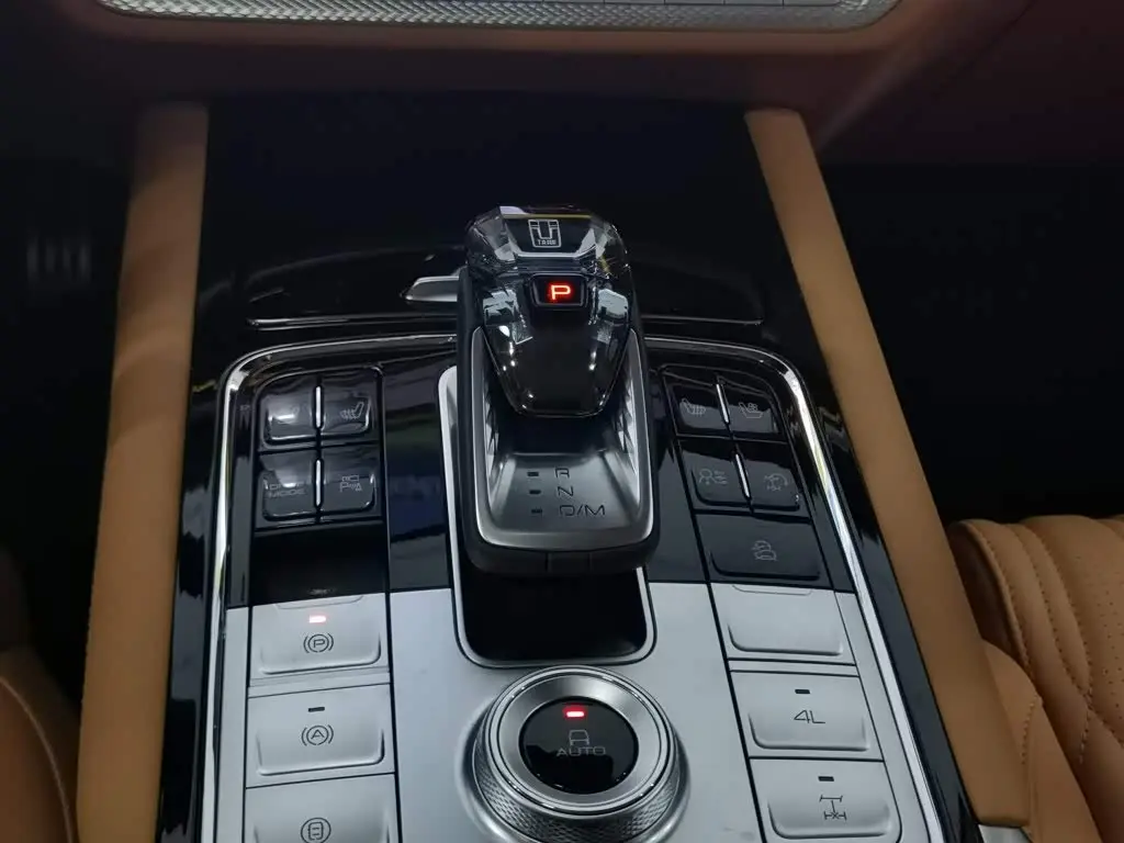 Tank 500 EV 2025 — Photo 13/20