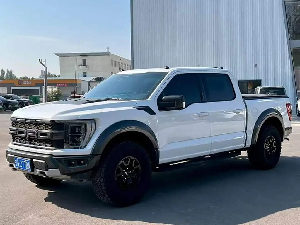Ford F-150 Raptor 2023 — Фото 1/8