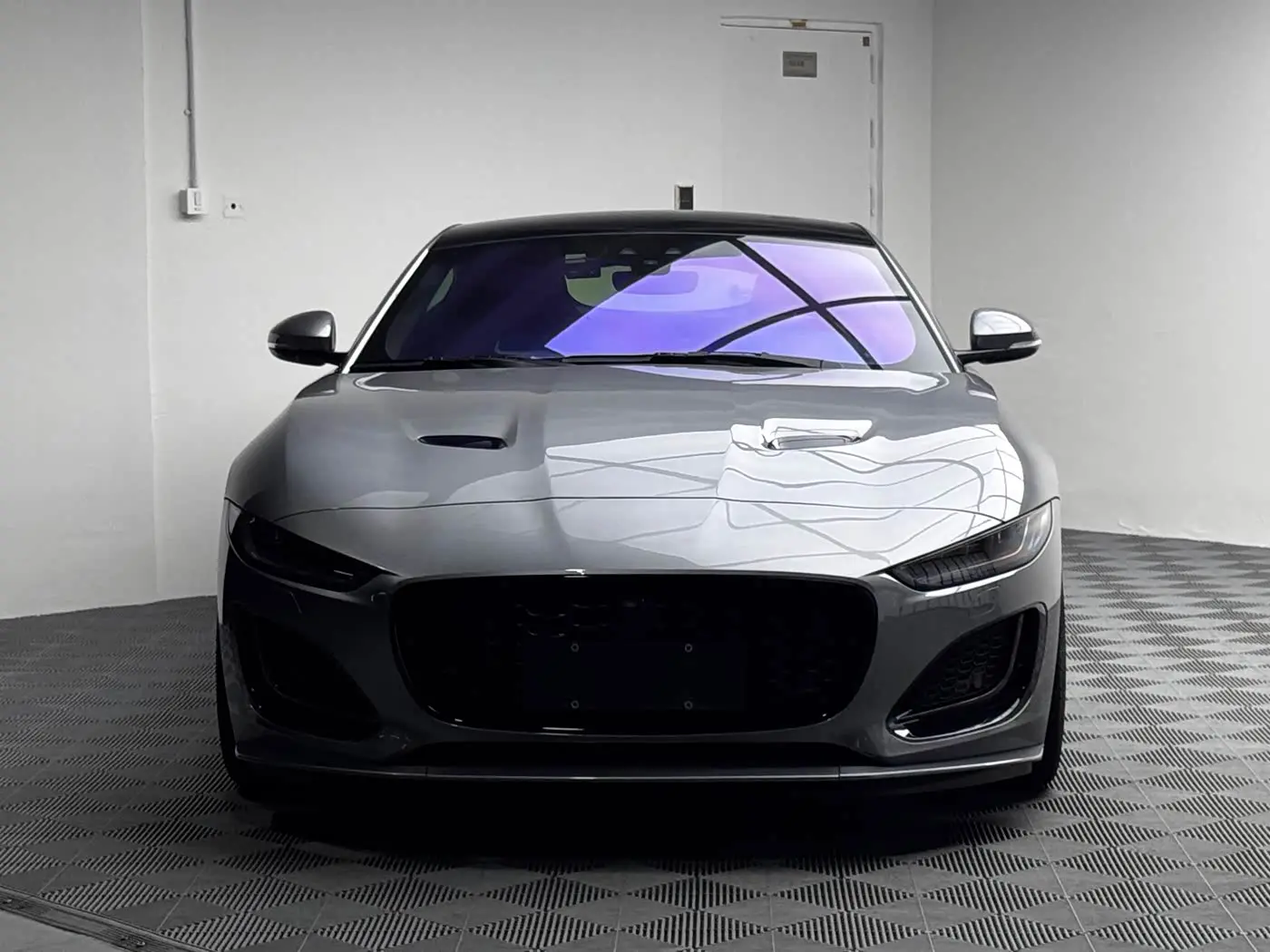 Jaguar F-TYPE 2024 — Photo 2/20
