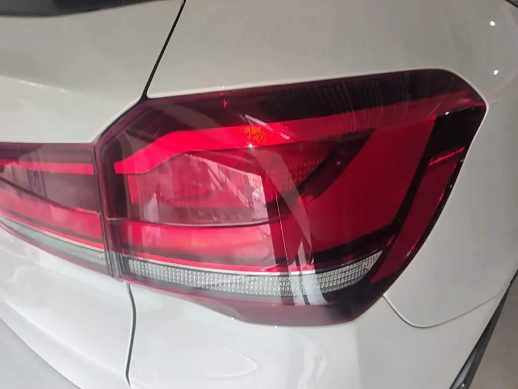 BMW X1 2023 — Фото 8/20