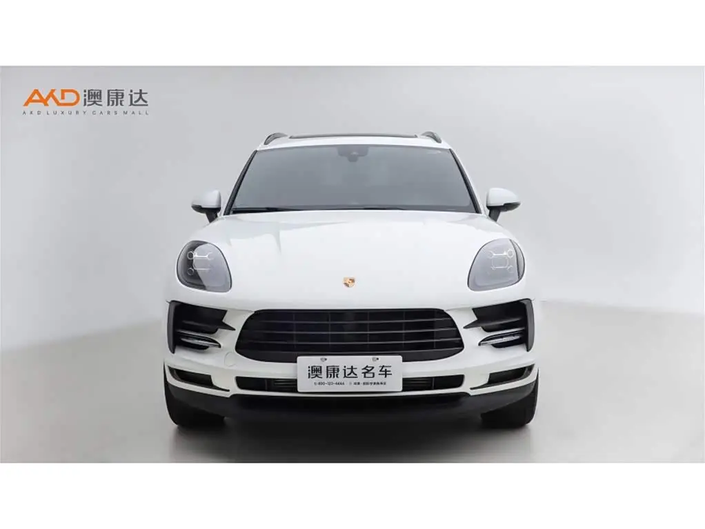 Porsche Macan 2021 — Photo 2/10